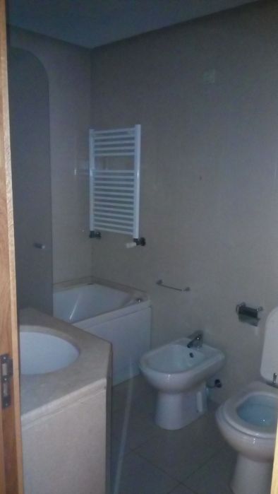 Alugo apartamento T1