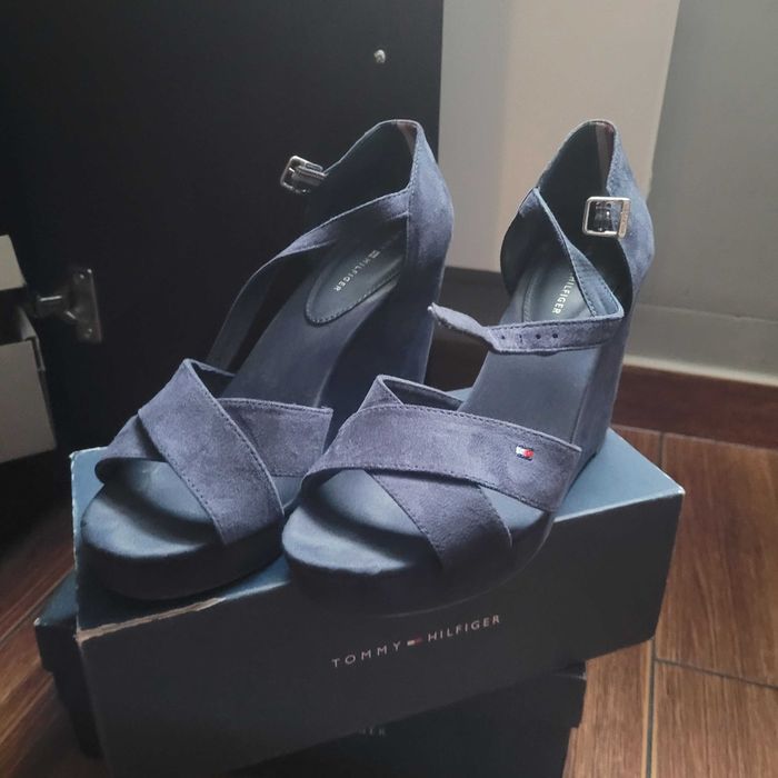 Buty na koturnie Tommy Hilfiger!