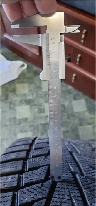 Шины зимние 255/45 r20