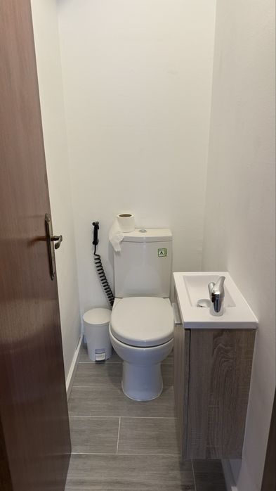 Quarto DE SOLTEIRO para arrendar nas Paivas / Amora perto do pingo doce e jardim das paivas.