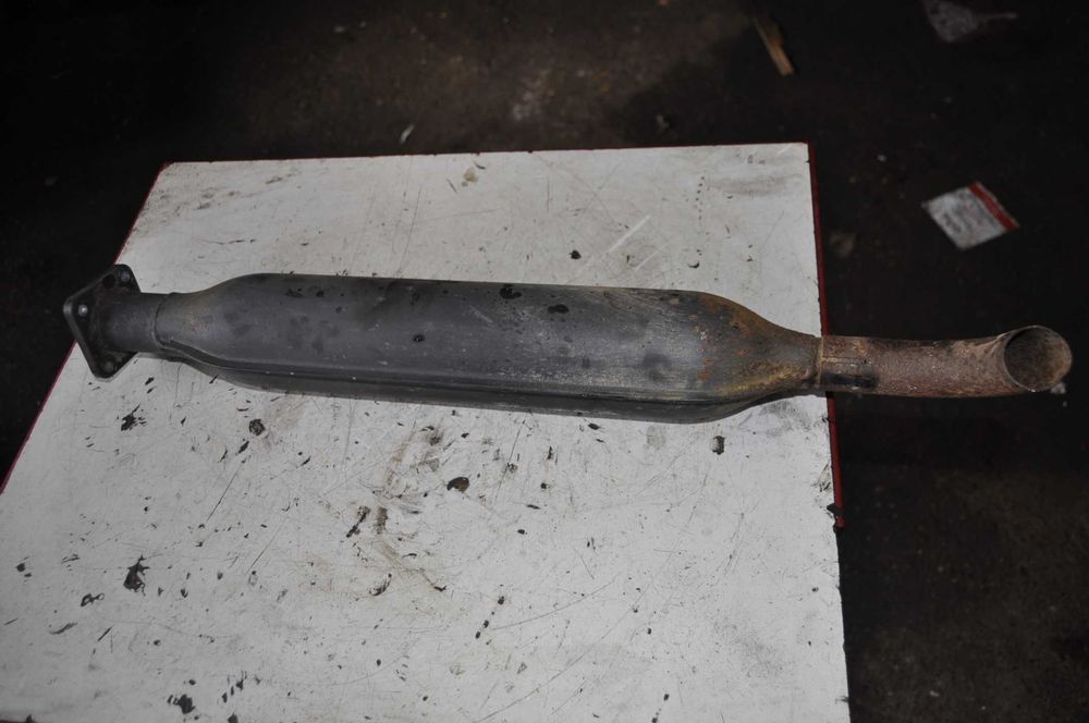 tłumik silnika kubota 3 cylindry z kosiarki