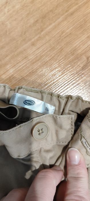 Eleganckie beżowe spodnie - rozm. 86