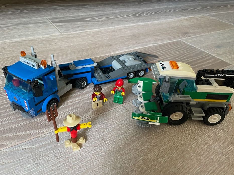 Transporter kombajnu LEGO 60223