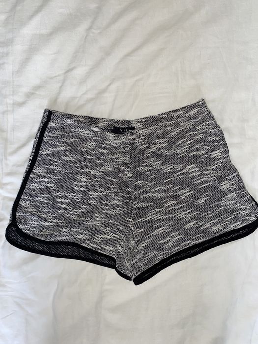 Shorty Vero Moda rozm 38