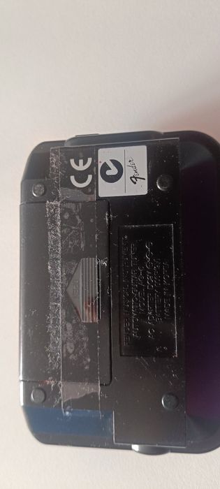 Tuner Fender AG-6 gitara bas