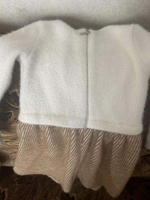 Продам поаття тепле ангорка одягнено було 1 раз