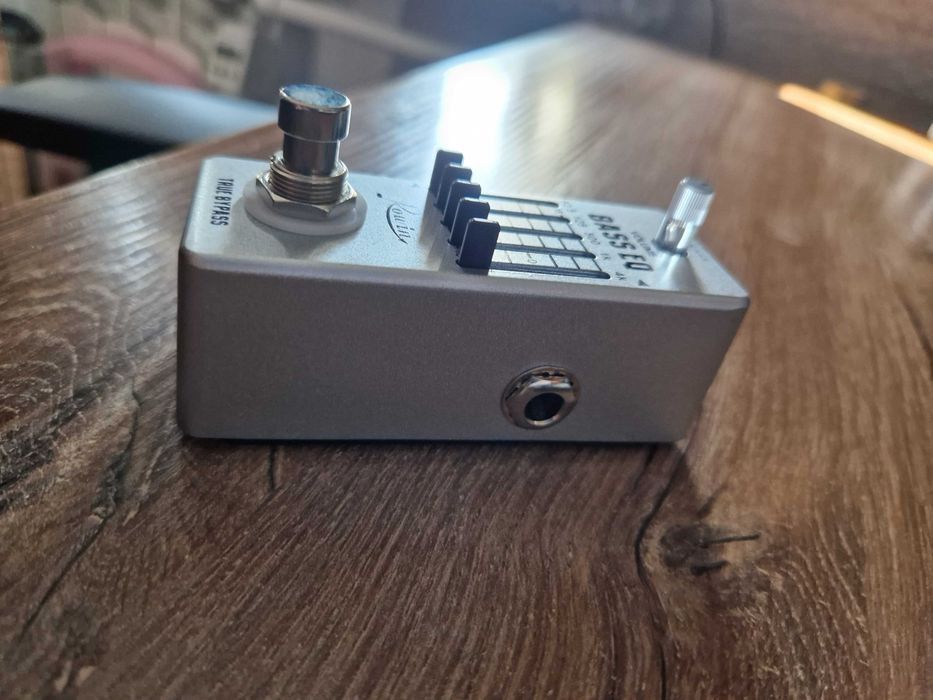 ROWIN Bass EQ - equalizer do gitary basowej