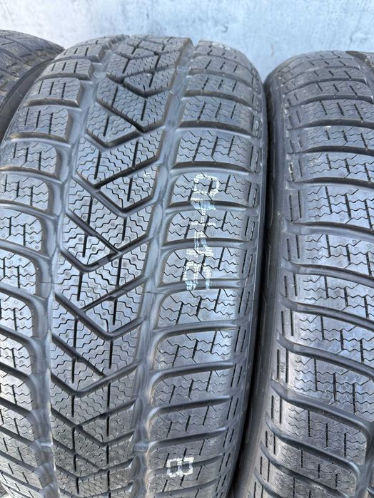 Резина зима НОВА Pirelli 215/55 R16 Sottozero 3