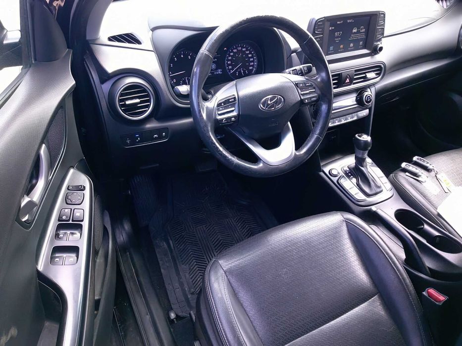 Hyundai Kona      2019