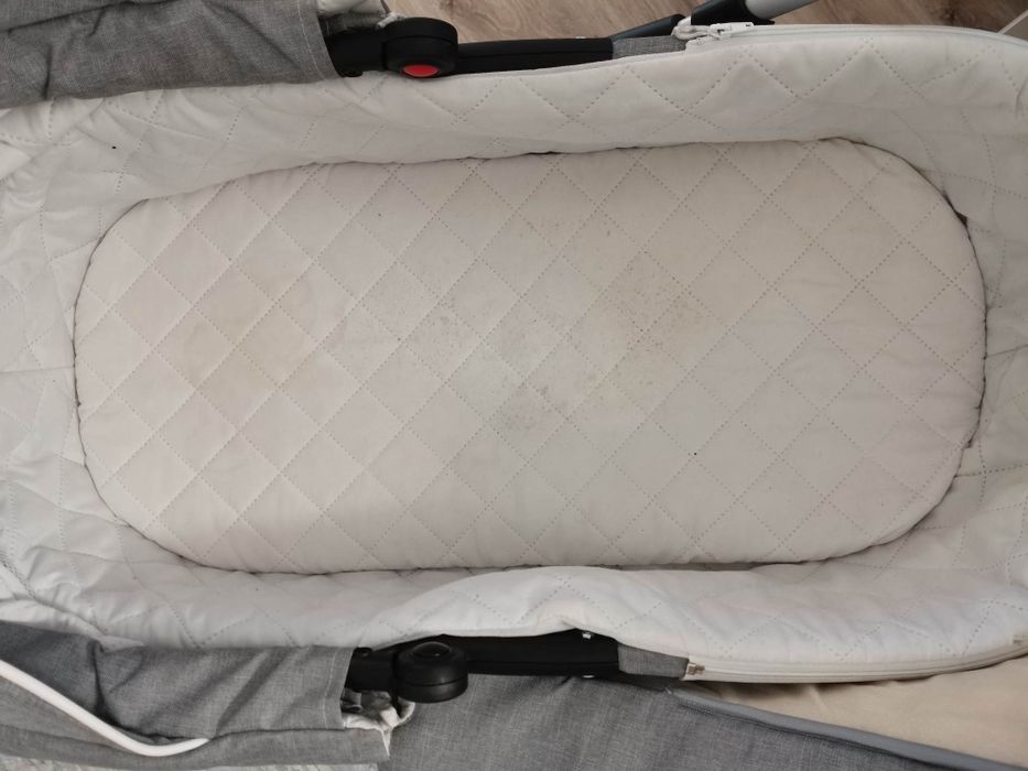 Wózek dziecięcy (gondola + stelaż ) - mikado