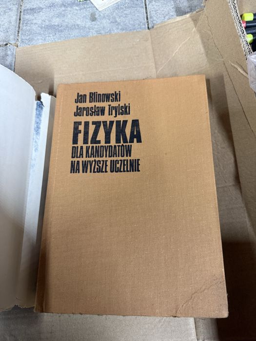 Fizyka dla kandydatów na uczelnie wyższe