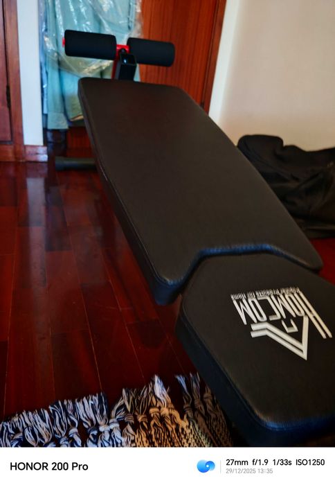 Banco inclinado musculação