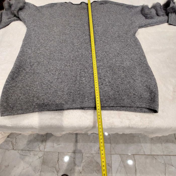 Світер з хутром  сірий