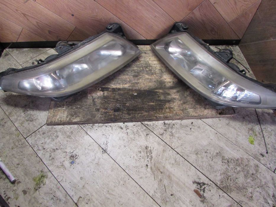 Lampy xenon Renault Laguna 2