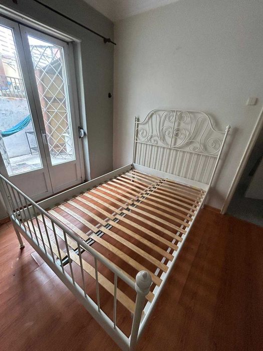 Cama de Casal Ikea Leirvik - Cama estilo romântico e rústica