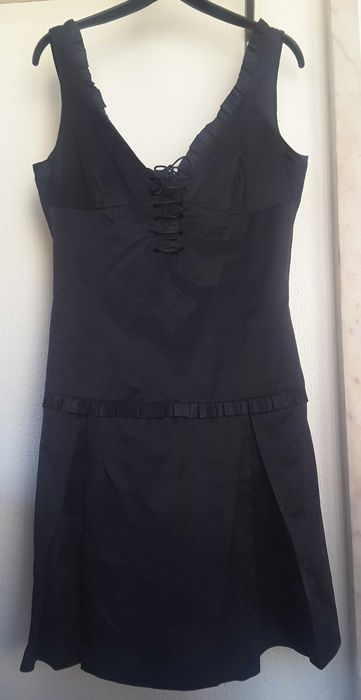 Globe Dresses (1 Black / 1 Cream) (Like NEW!) - 45€/each!64553316576898121