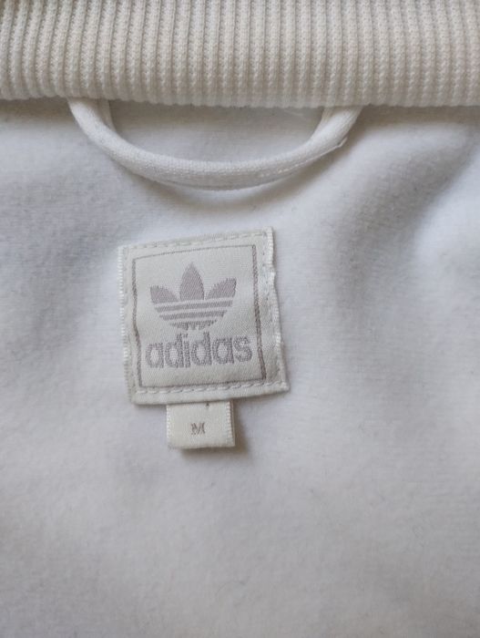 Dres męski Adidas biały z granatowymi lampasami