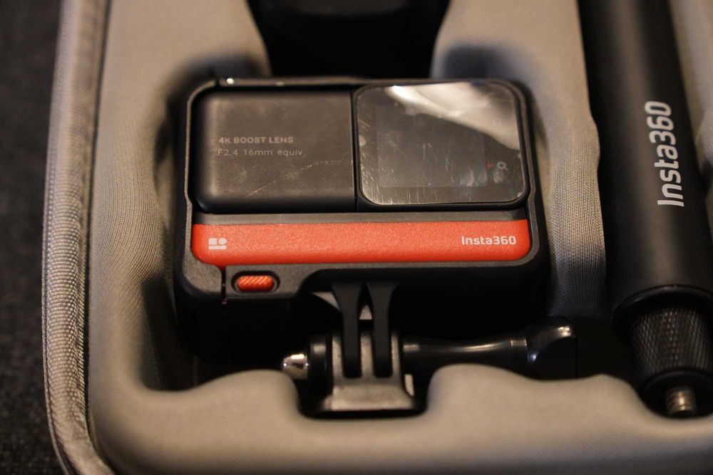 Insta360 ONE RS Twin Edition - kamera sportowa 360 / 4K