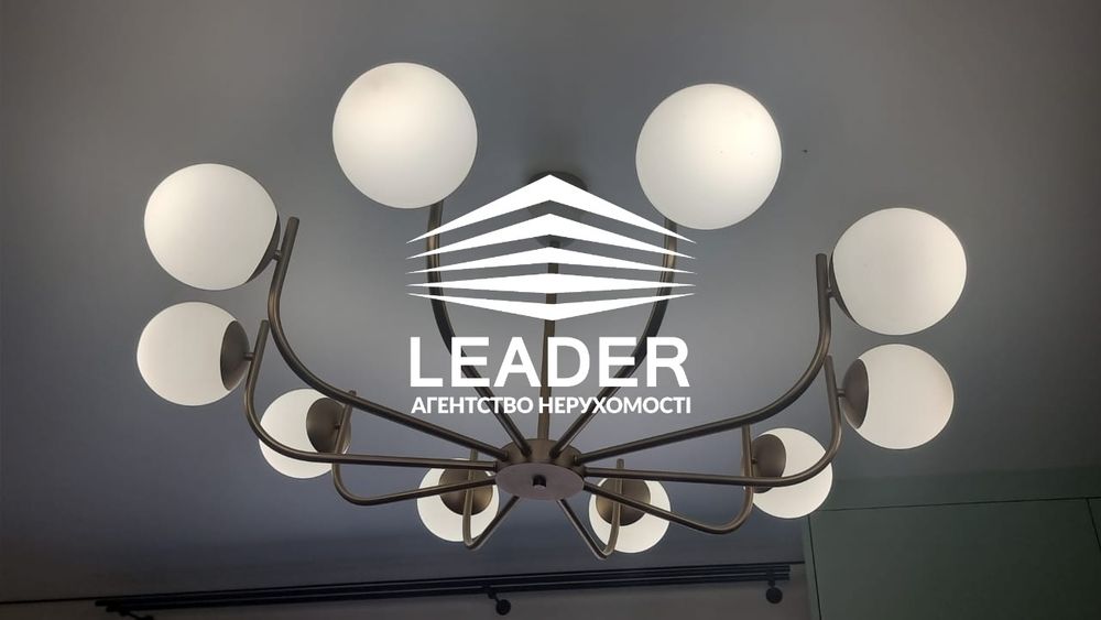 Продам таун!ДИЗАЙНЕРСЬКИЙ- СТИЛЬНИЙ!своя ділянка+парковка!Без Комісії