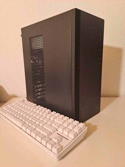 PC Gaming Ryzen 5 3400G / 8GB DDR4 / Windows 11