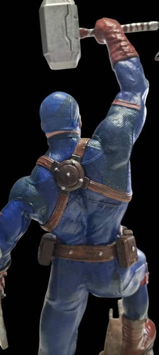 Estátua Capitão América em.Resina