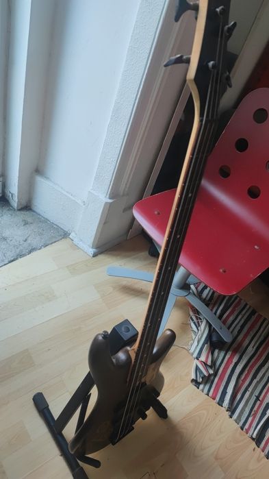 baixo fretless Ibanez GIO