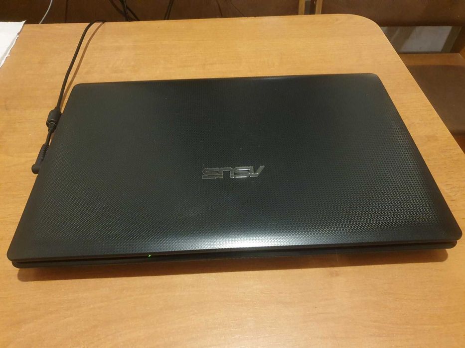 Asus X54H, i5-2540M (2,6…3,3ГГц), SSD 128, озу 8ГБ