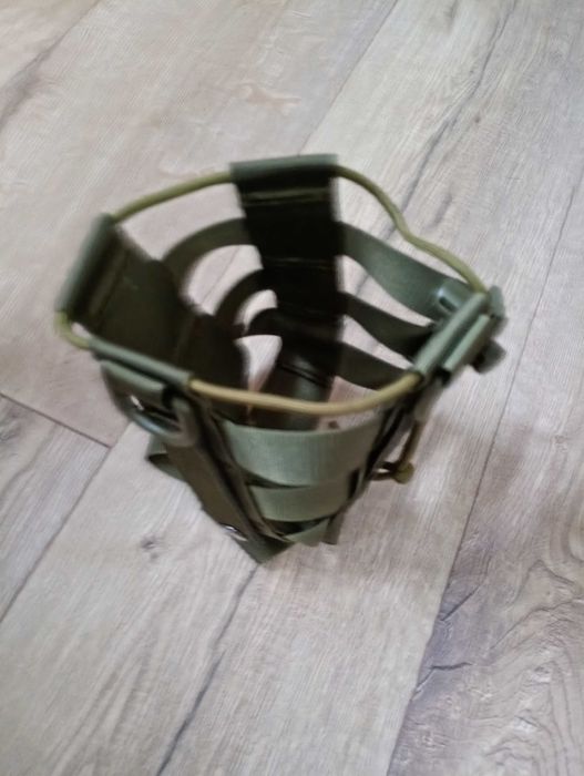 Pokrowiec taktyczny nLa butelkę 1,5