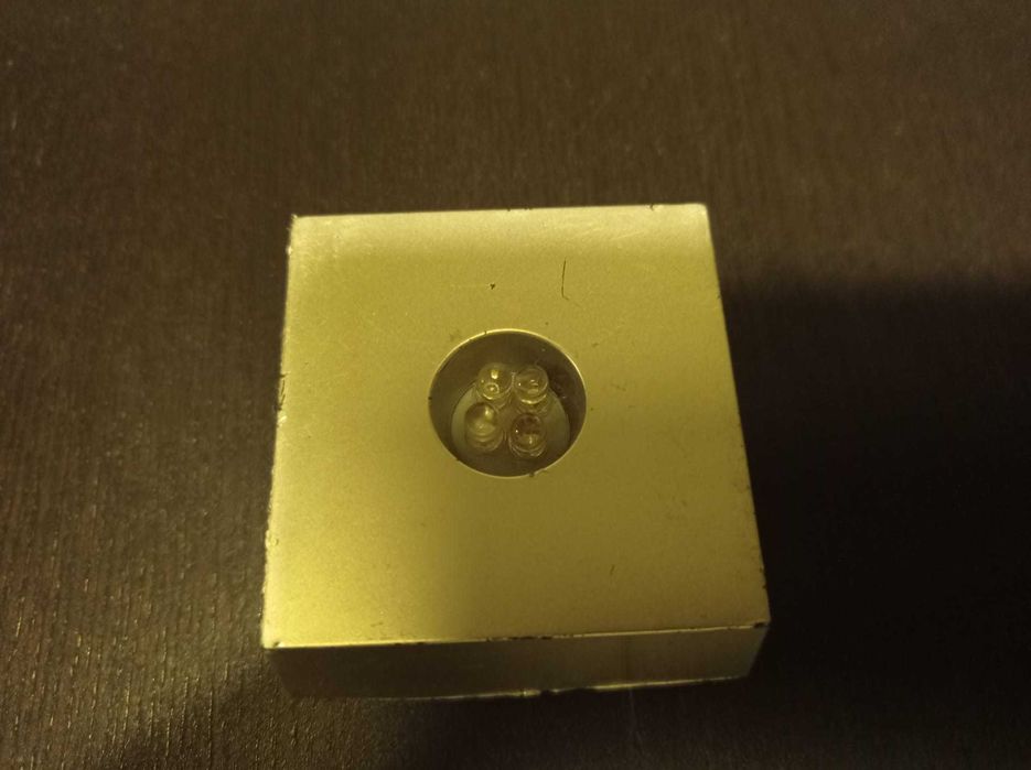Hygrometer / Power Adapter64740600978946126