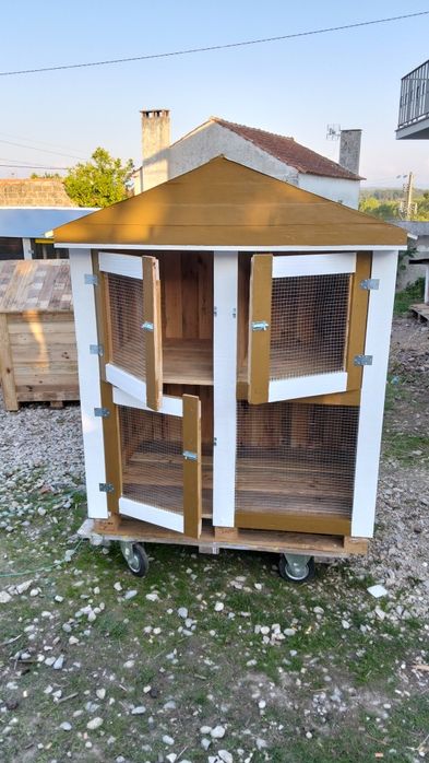 Capoeira para coelhos ou galinhas