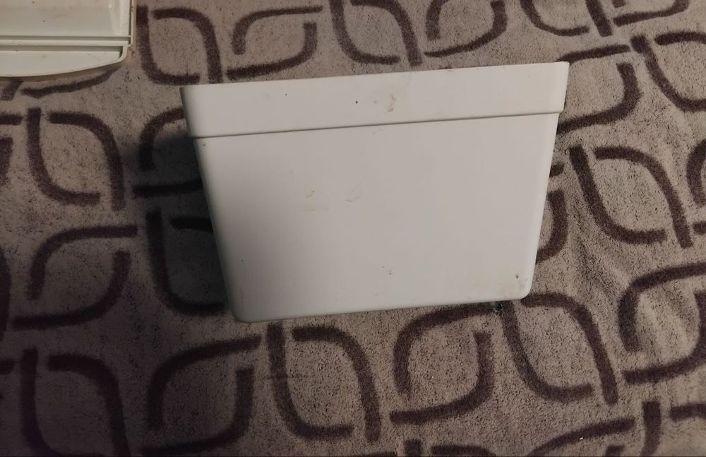 Продам нижнюю полку и два ящика для холодильника EXQVISIT 214-6.