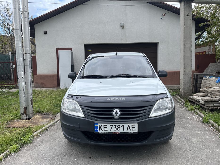 Renault Logan 1.4 2012 Газ-Бензин