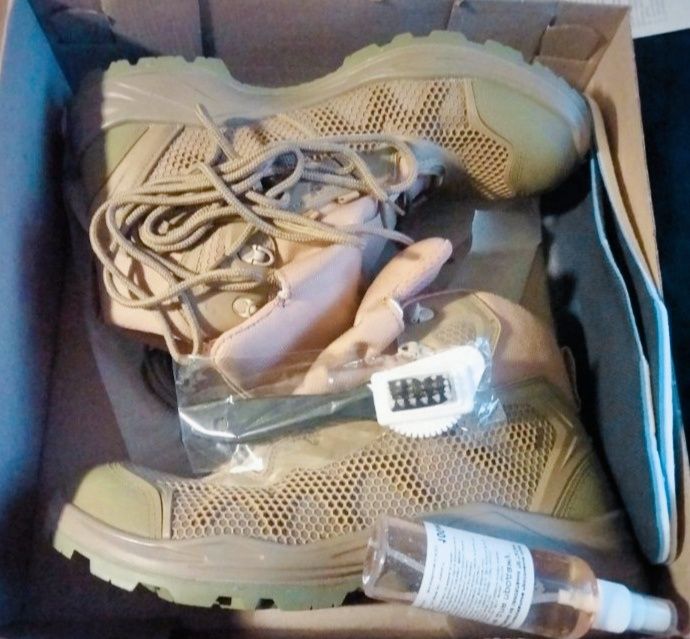 Берцы летние 42 р.