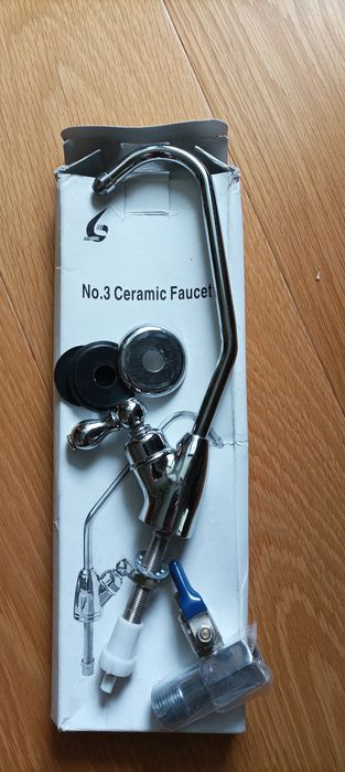 Смесители. Штанга для душа. Сантехника. Фитинги.