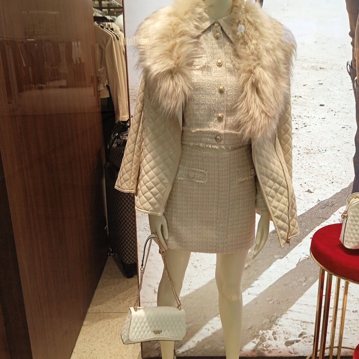 Kurtka GUESS z ekoskory