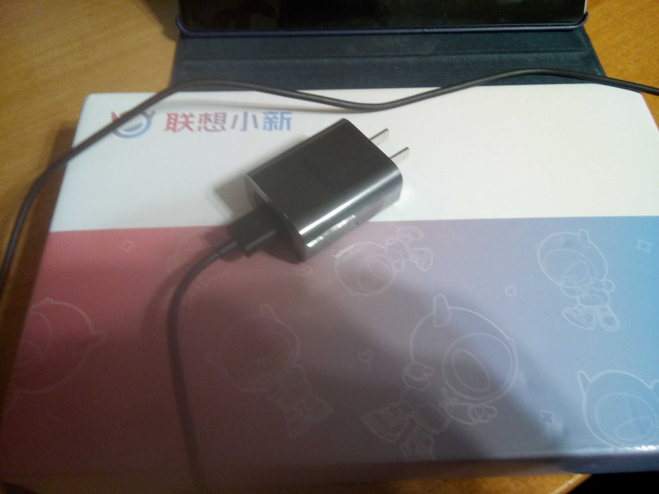 Lenovo XiaoXin Pad 2022 128 ГБ / 4 ГБ + чехол