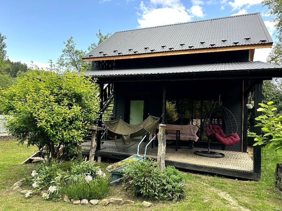 Здається будинок (центр Верховини)