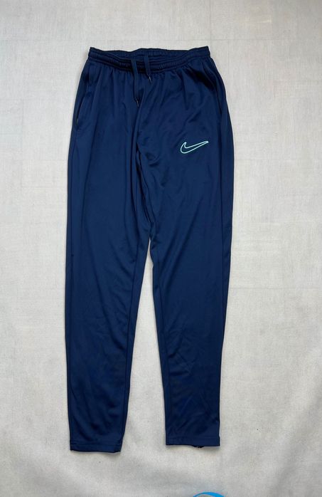 Spodnie Nike Small Logo Swoosh Dresy