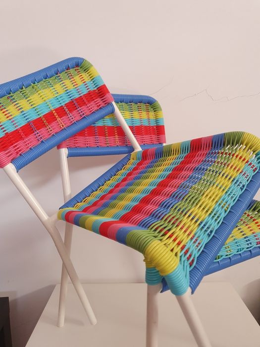 Cadeira criança entrelaçada