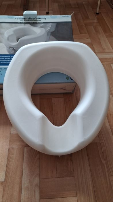 Nakładka na toaletę oddam