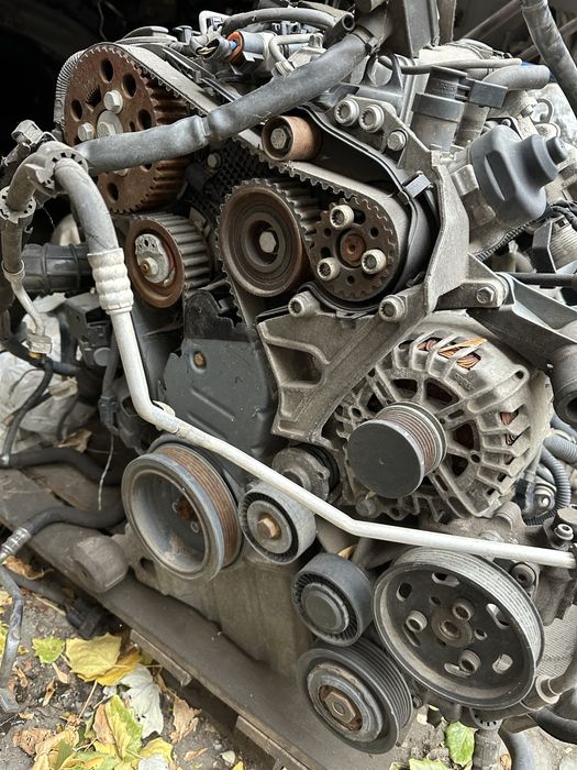 Двигатель, мотор и коррбка ауди А4 В8, дизель 2.0