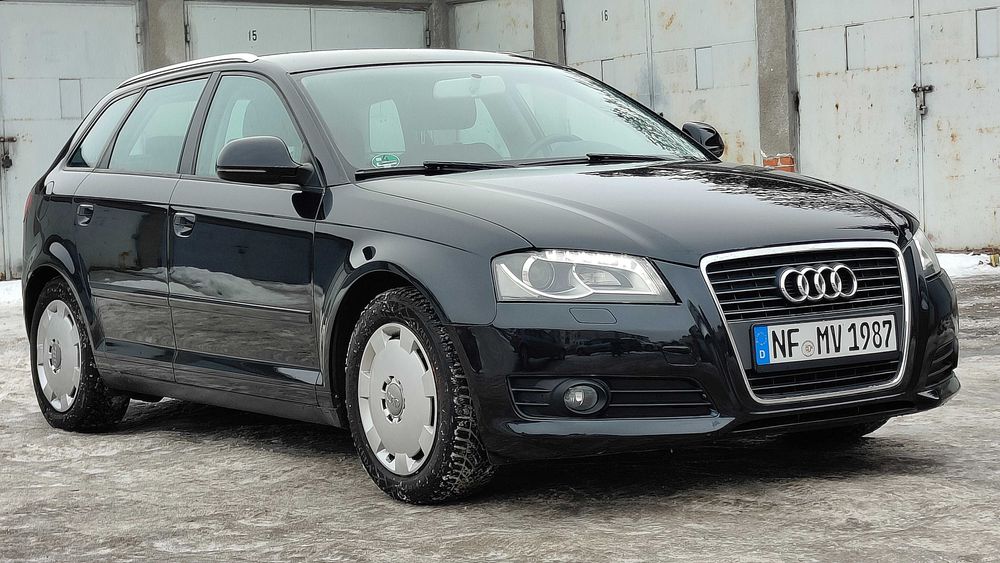 Audi A3 Sportback LIFT 1.8Turbo  // Xenon , LED //