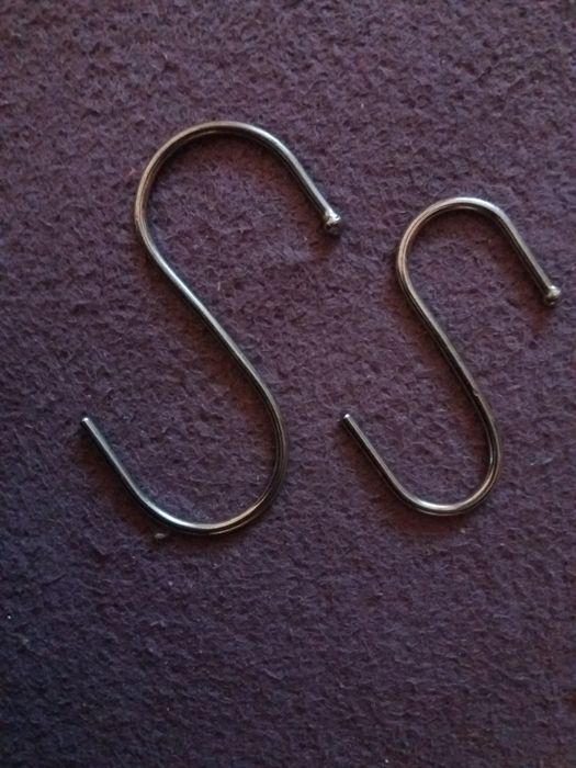 Гачок S-образний хромований