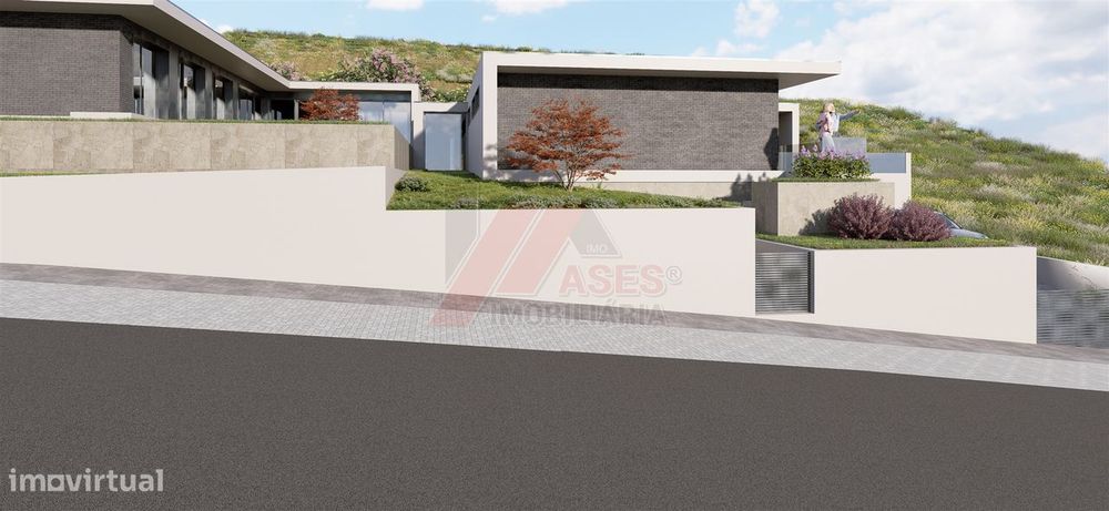 Terreno com Projeto Aprovado – Excelente Oportunidade !