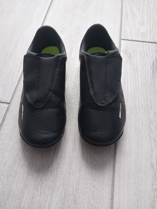 Сороконіжки Nike 19 см