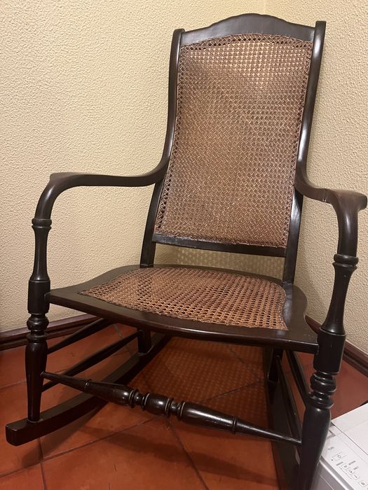 Cadeira de Baloiço - Mogno e Palhinha