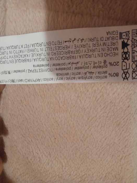 Camisola de malha nova com etiqueta