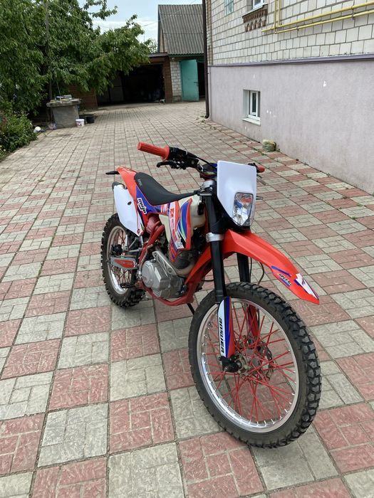 Продам мотоцикл bse s2