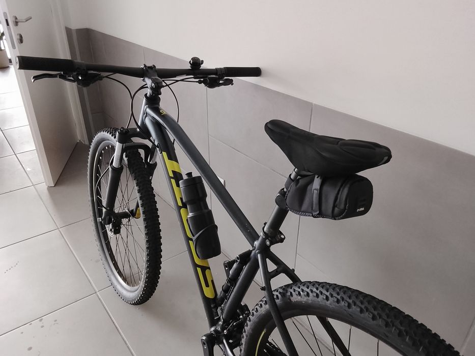 Bicicleta em excelente bom estado. Uso normal