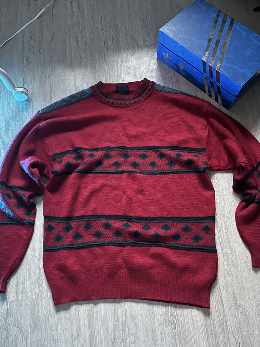 Vintage czerwony sweter